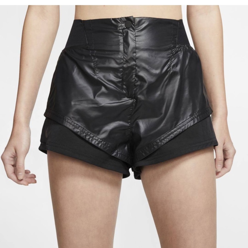 NIKE workout short